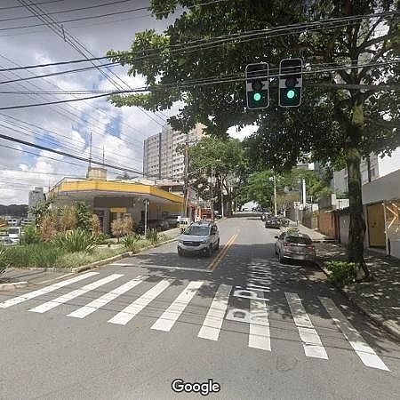 Homem é espancado até a morte após jogar cartas em bairro nobre de SP