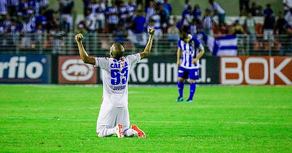 Em Jogo De Expulsões Csa Perde Para O Avaí E Frustra Torcida No Rei Pelé Tnh1 1793