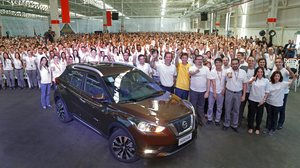 Imagem Feito no Brasil: Confira os preços das novas versões do Nissan Kicks