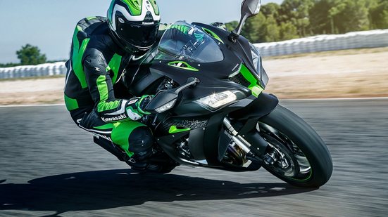 Imagem Kawasaki lança Ninja ZX-10R SE 2019 e Z900RS Café; Veja fotos