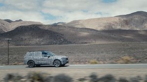 Imagem Um BMW de alto luxo: X7 passa por testes extremos