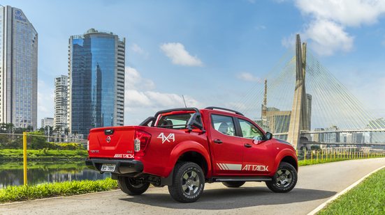 Imagem Nissan apresenta novas versões da Frontier no Salão de SP