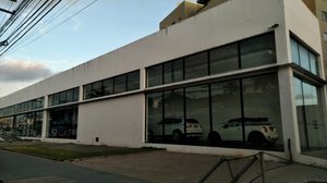 Imagem Concessionária BMW de Maceió fecha as portas e demite funcionários