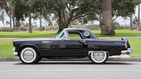 Imagem #TBT: Ford Thunderbird 1955 de Marilyn Monroe é leiloado por quase R$ 2 milhões