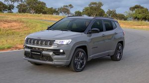 Imagem Jeep comemora liderança entre os SUVs