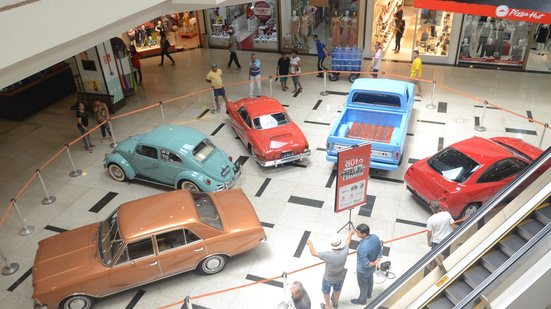 Imagem Pajuçara Auto completa 12 anos com exposição de carros no Maceió Shopping