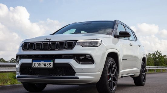 Imagem Jeep Compass 2025 evolui com novo motor e tem preços reduzidos: Veja vídeo!