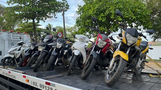 A operação culminou com a remoção de 30 veículos, sendo um automóvel e 29 motocicletas - Agência Alagoas