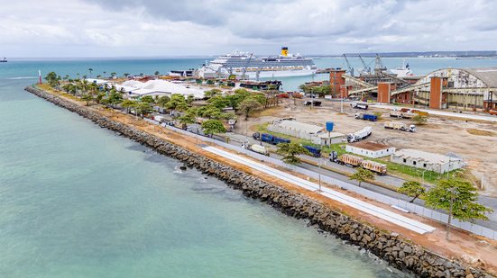 A obra já avançou em fases importantes, como terraplenagem, drenagem, execução de calçadas e paisagismo. - Foto: Itawi Albuquerque