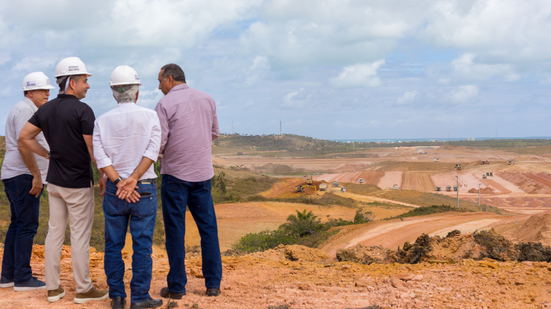 Foto: Thiago Sampaio - Agência Alagoas - Em visita à obra, o governador Paulo Dantas reforçou que Aeroporto Costa dos Corais terá um impacto econômico positivo, facilitando a chegada de mais turistas