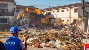 Ocorrência destruiu parte de um bloco de apartamentos no Residencial Maceió I - Itawi Albuquerque / Secom Maceió