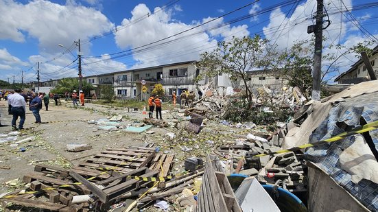 Cenário pós desabamento é de completa destruição - Caio Lui/TNH1