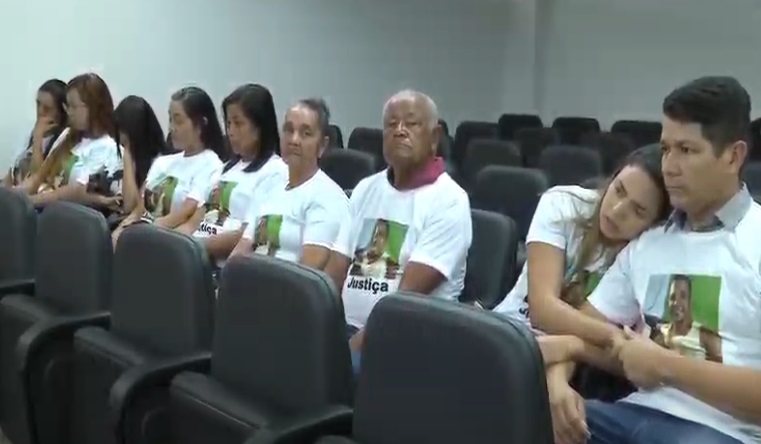 Familiares de Valmir estiveram presentes durante o julgamento - Reprodução/TV Pajuçara