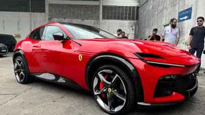 Ferrari apreendida em operação que prendeu Deolane Bezerra e dono da Esportes da Sorte - Foto: Polícia Civil/Divulgação