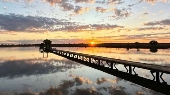 O pôr do sol na Fazenda Talismã do cantor Leonardo - Reprodução / Redes sociais