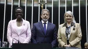 Presidente da União Interparlamentar, Tulia Ackson, o presidente da Câmara, Arthur Lira e a presidente do Parlamento da África do Sul, Annelie Lotriet - Mário Agra/Câmara dos Deputados