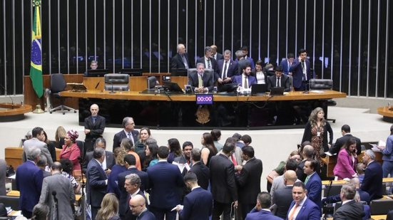 Câmara aprova PEC de corte de gastos em 1º turno, com 344 votos - Bruno Spada / Câmara dos Deputados