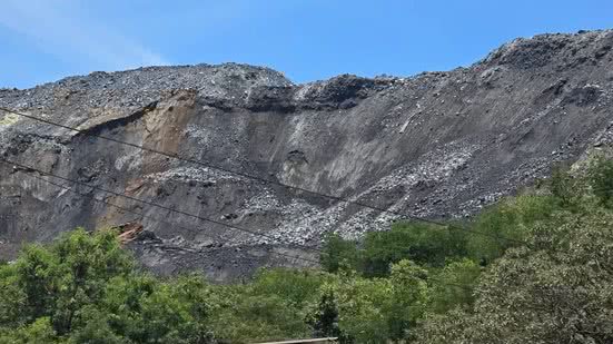 Mina em Conceição do Pará (MG) é evacuada após deslizamento em pilha de rejeitos - Divulgação / CBMMG