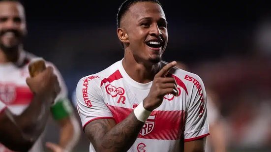 CRB anuncia que Léo Pereira vai se apresentar para iniciar pré-temporada - Francisco Cedrim/CRB