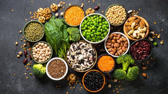 A proteína vegetal favorece a saúde geral do corpo (Imagem: nadianb | Shutterstock)