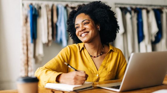 Há mais de 10 milhões de mulheres empreendedoras no Brasil (Imagem: JLco Julia Amaral | Shutterstock)