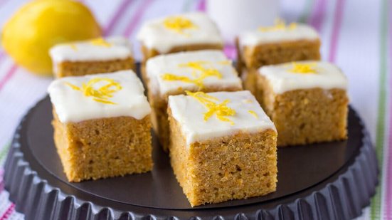 Bolo de cenoura americano (Imagem: Juliya_Ka | Shutterstock)