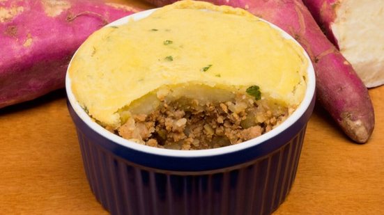 Escondidinho de batata-doce com carne moída (Imagem: Jobz Fotografia | Shutterstock)