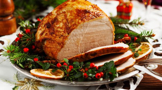 Pernil assado simples (Imagem:  gkrphoto | Shutterstock)