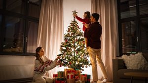 Assim como o Natal, a data para montar a árvore é repleta de simbolismo (Imagem: Syda Productions | Shutterstock)