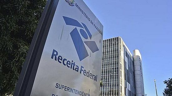 Receita deve cobrar parcela extra de servidores | Foto: Pillar Pedreira/Agência Senado