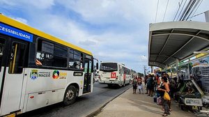 Linhas de ônibus que atendem o bairro do Pinheiro terão itinerário modificado nesta quinta (24) | Pei Fon/Secom Maceió