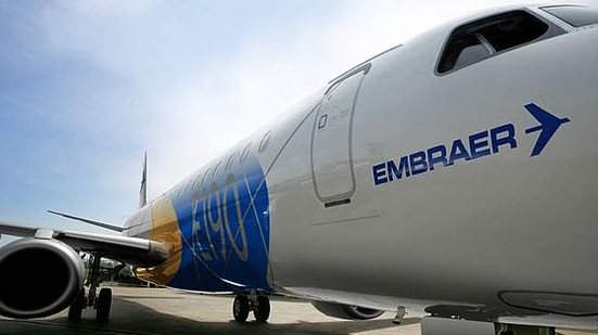 Imagem Ações da Embraer sobem 2,6% após aval de Bolsonaro a acordo com Boeing