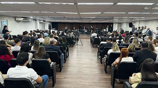 Julgamento está acontecendo no Fórum Desembargador Jairon Maia, no Barro Duro | Foto: Cortesia / Ascom MPE