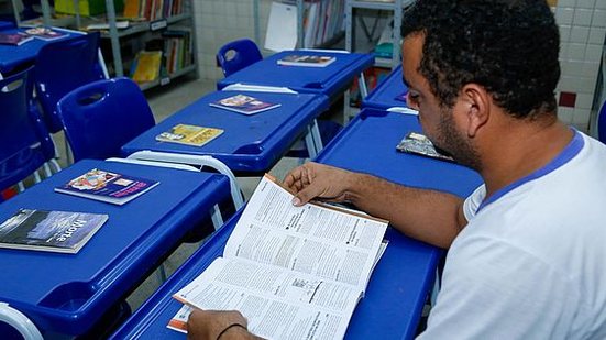 Alagoas terá oito polos para aplicação das provas, voltadas à conclusão do Ensino Fundamental e Médio | Foto: Thiago Ataíde / Ascom Seduc