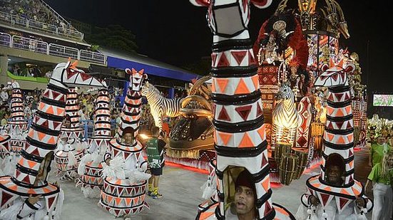 Após dois anos, escolas do grupo especial desfilam na Sapucaí | Foto: Reprodução/Agência Brasil