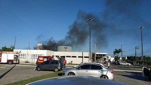 Imagem Sobe para 4 o número de mortos durante incêndio em hospital que trata Covid19, em Aracaju