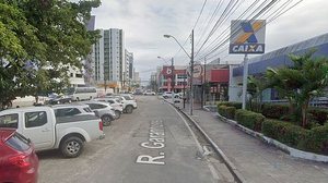 Caso foi registrado na rua da Caixa, na Avenida Jangadeiros Alagoanos | Reprodução / Google Street View