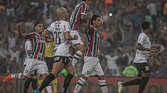 Imagem Fluminense domina no Maraca, mas Corinthians arranca empate na Copa do Brasil: 2 a 2