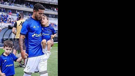 William com os filhos Pedrinho, no colo, e Noah | Divulgação / Cruzeiro