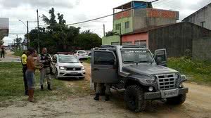 Imagem SMTT e BPTran recuperam carro roubado em Maceió