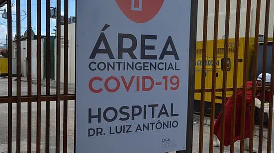 Movimentação em hospital de campanha montado para pacientes com a Covid-19 na cidade de Parnamirim, no Rio Grande do Norte, nessa terça-feira (2) | Jose Aldenir / Folhapress