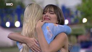 Imagem Thaís fica surpresa ao ser eliminada do BBB e Juliette consola Viih Tube