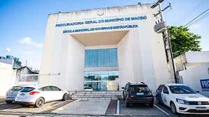 Contribuintes podem ir à sede da PGM, das 8h às 14h, e aderir ao programa. | Foto: Secom Maceió