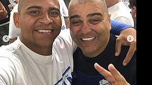 Walter posa para foto com Marcelo Cabo, que raspou a cabeça | Reprodução / Instagram