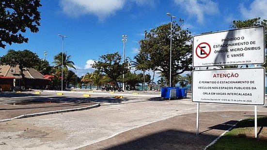 Prefeitura ordena vagas de estacionamento nos bolsões da orla. Espaços receberam novas sinalizações | SMTT