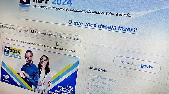 A consulta ao segundo lote começou a partir das 10h desta sexta-feira (21) e tem 5,8 milhões de contribuintes. | Juca Varella / Agência Brasil