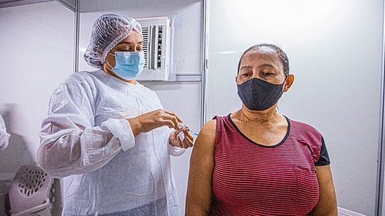 Arapiraquenses com 49 Anos já podem se vacinar contra a Covid-19 | Foto: Pablício Vieira/Ascom Arapiraca