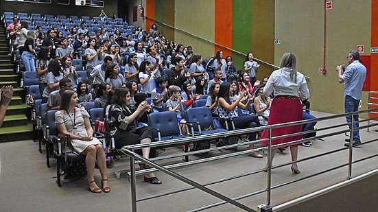 Imagem Alunos da Rede Sesi/Senai de Alagoas participam de evento sobre liderança