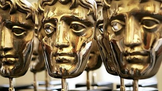 Máscara que é símbolo do Bafta, principal premiação britânica de cinema | Reprodução / Twitter