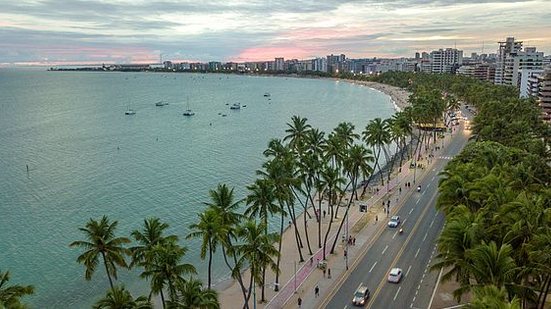 A capital alagoana lidera preferência dos turistas que desejam viajar nos feriados de Carnaval, Páscoa, Dia do Trabalhador, Corpus Christi e Dia da Independência | Foto: Jonathan Lins / Secom Maceió